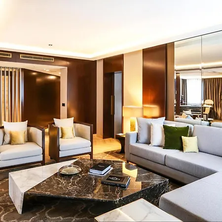 Kempinski Corvinus Hotel 5*