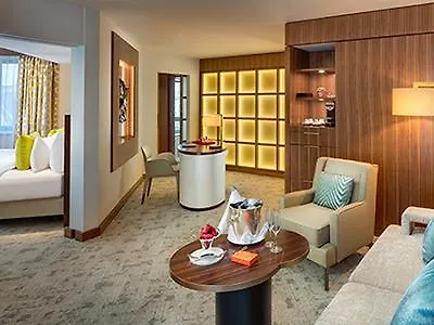 ホテル ケンピンスキー コーヴィナス 5*