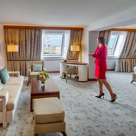 Kempinski Corvinus 5* Budapest