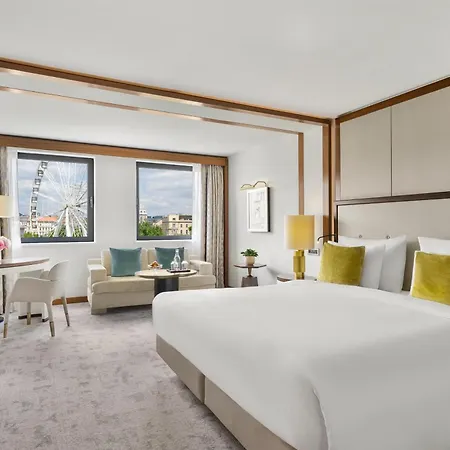 Отель Kempinski Corvinus Будапешт