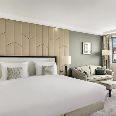 Kempinski Corvinus 5*
