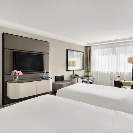 Kempinski Corvinus Szálloda 5*