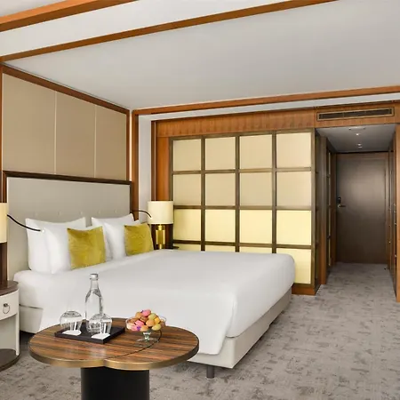 Kempinski Corvinus 5*