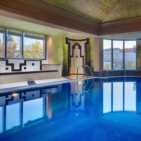 Kempinski Corvinus Szálloda 5*