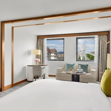 Kempinski Corvinus 5*