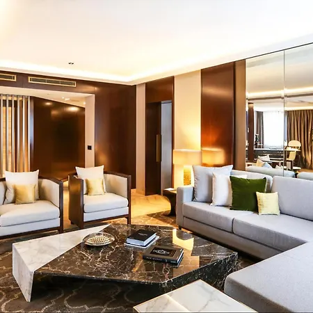 Szálloda Kempinski Corvinus 5*