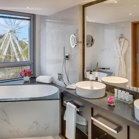 Kempinski Corvinus Szálloda 5*