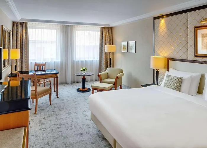 Kempinski Corvinus Hotel