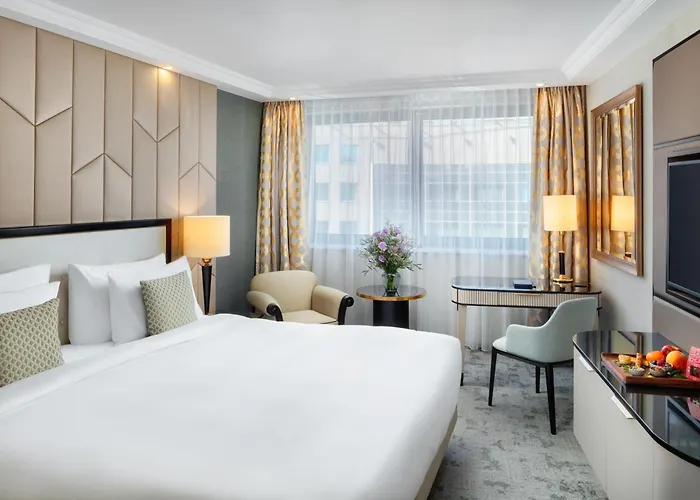 Kempinski Corvinus Hotel 5*