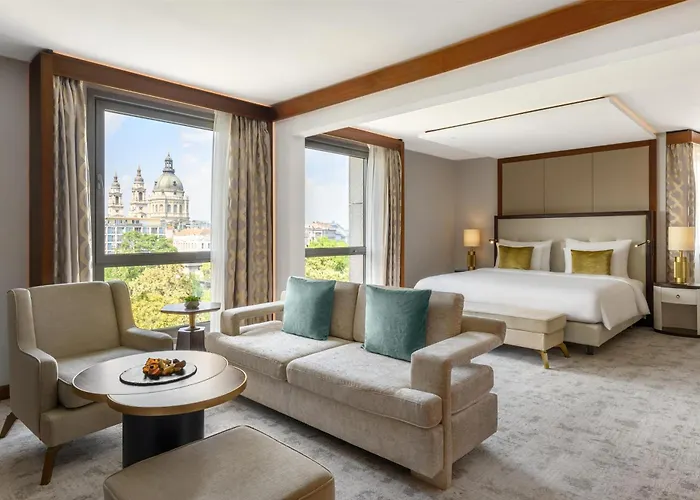 Kempinski Corvinus Hotel 5*