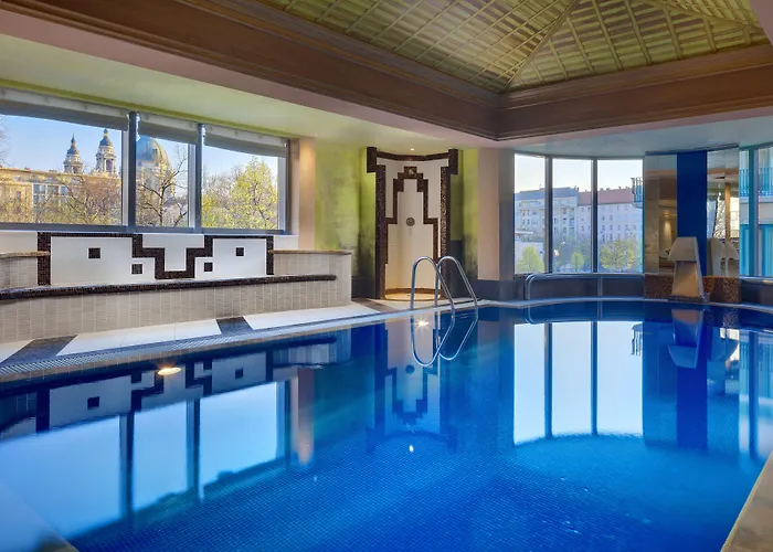 Kempinski Corvinus Hotel 5*