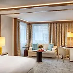Kempinski Corvinus 5*