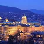 Kempinski Corvinus 5* Βουδαπέστη