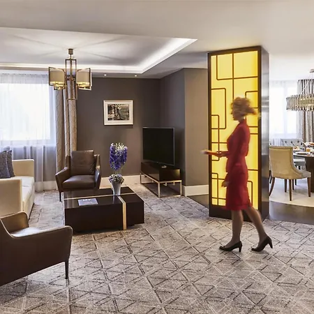 酒店 布达佩斯科维努斯凯宾斯基酒店