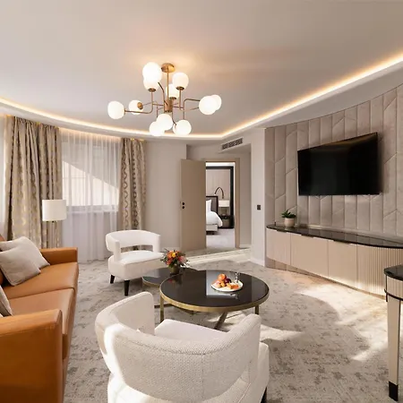 Kempinski Corvinus Hotel