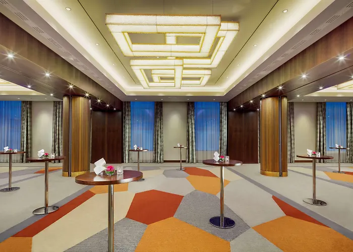 布达佩斯科维努斯凯宾斯基酒店 酒店 布达佩斯