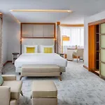 ホテル ケンピンスキー コーヴィナス 5*